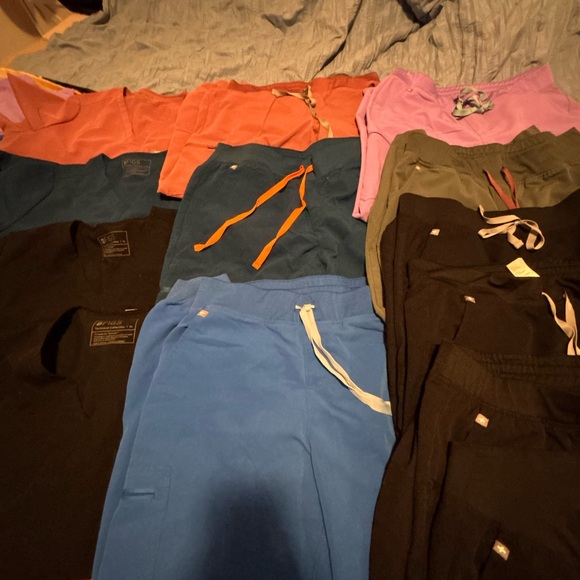 Figs Black Technical Collection Scrub Pants - Picture 9 of 10